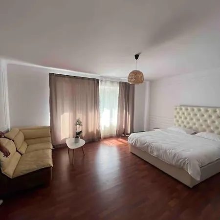 Hidden Gem In The Center Of The City *